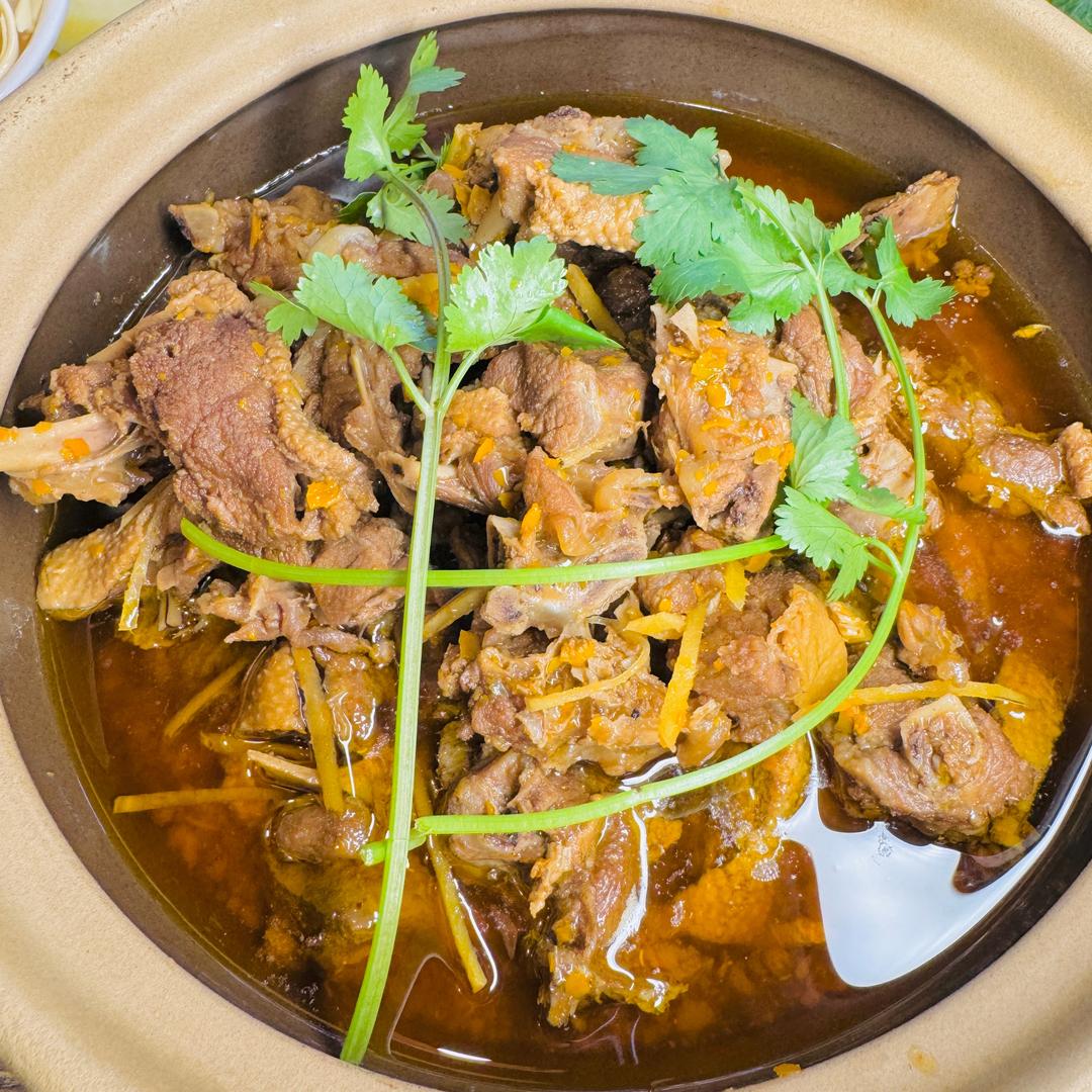 贰叁拾坝坝鹅（红河水乡店）