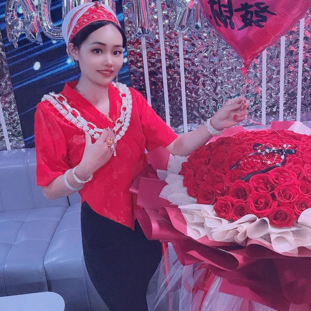 凯里💞依呼民族服饰💞