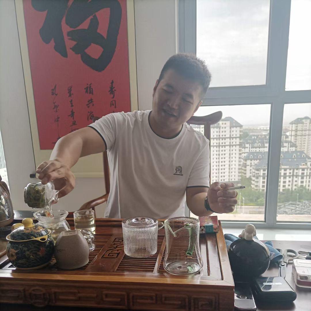 罗子昊