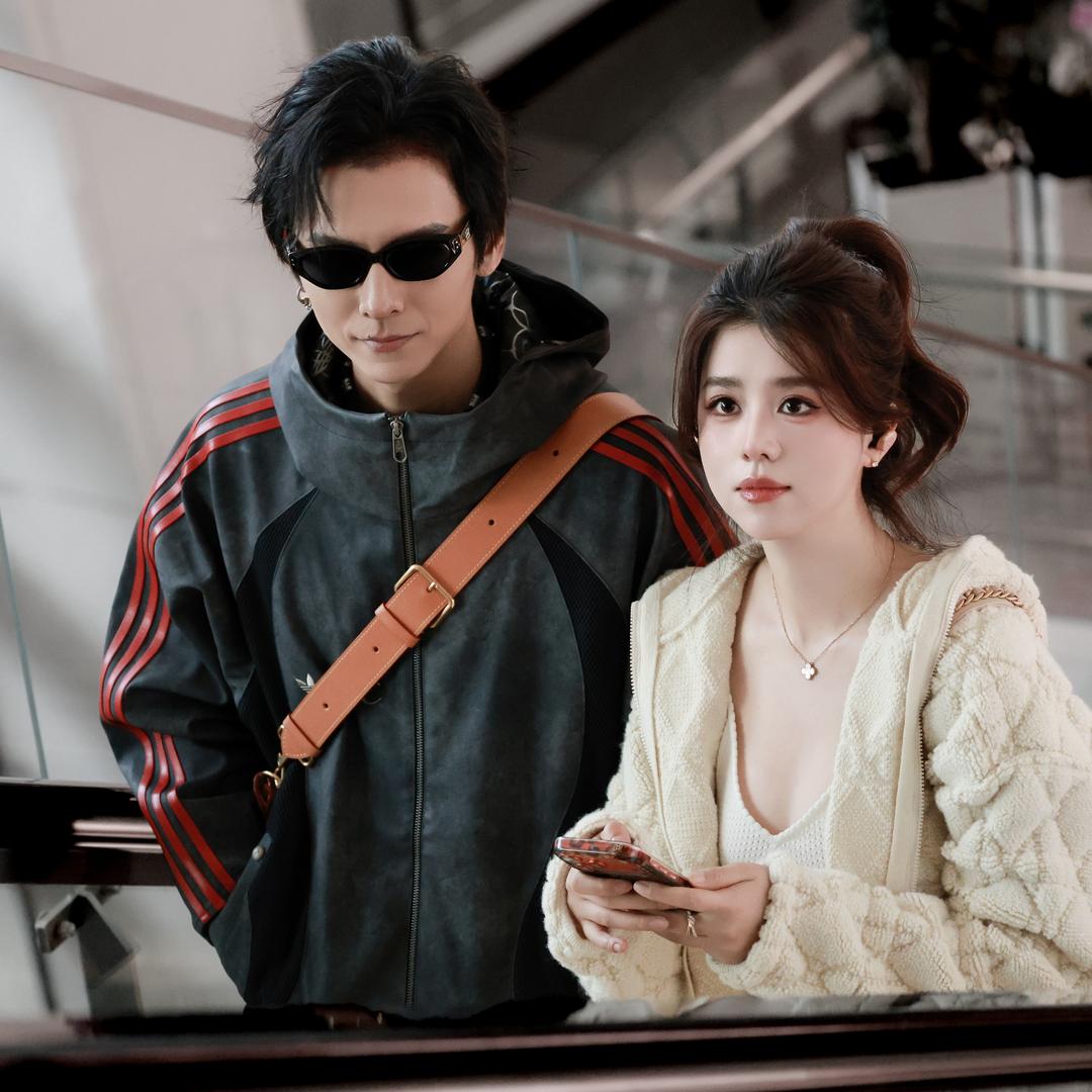 是静宜呀25号早8点学而思学习机年度收官