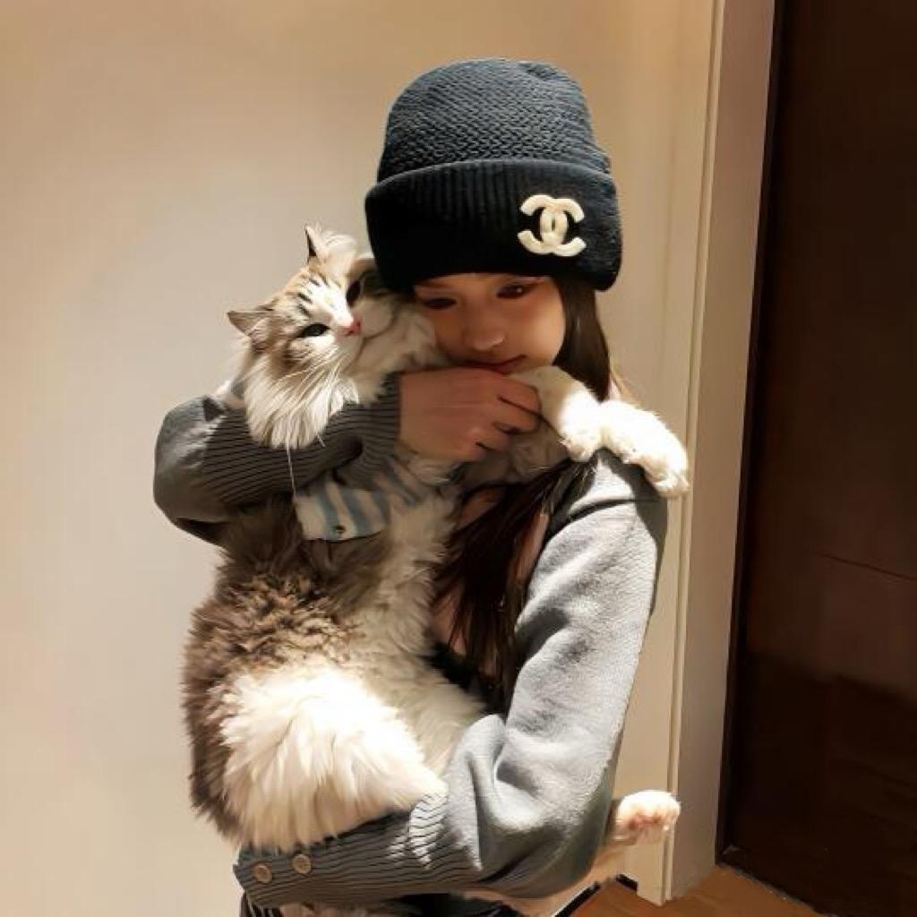 冷冰冰.🧊