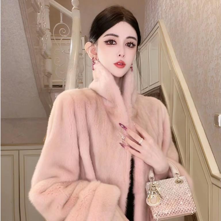 魏凡舒baby-轻奢穿搭