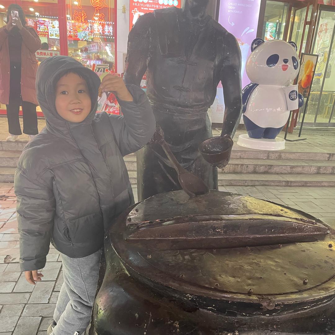 六妈家童装百货