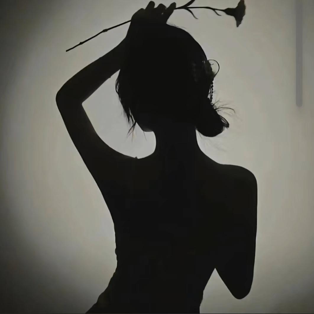西柚.