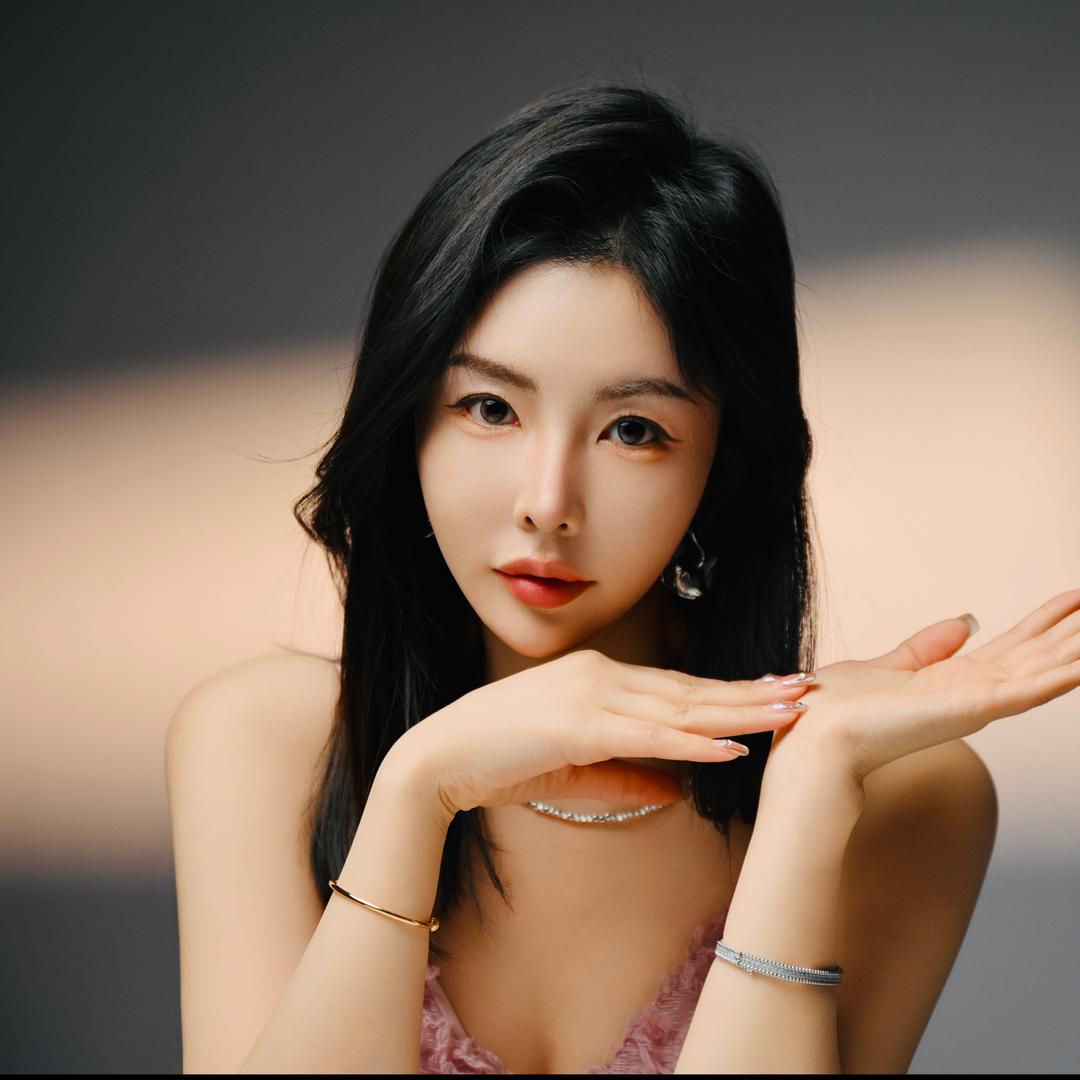 金那玹_KimNaHyun