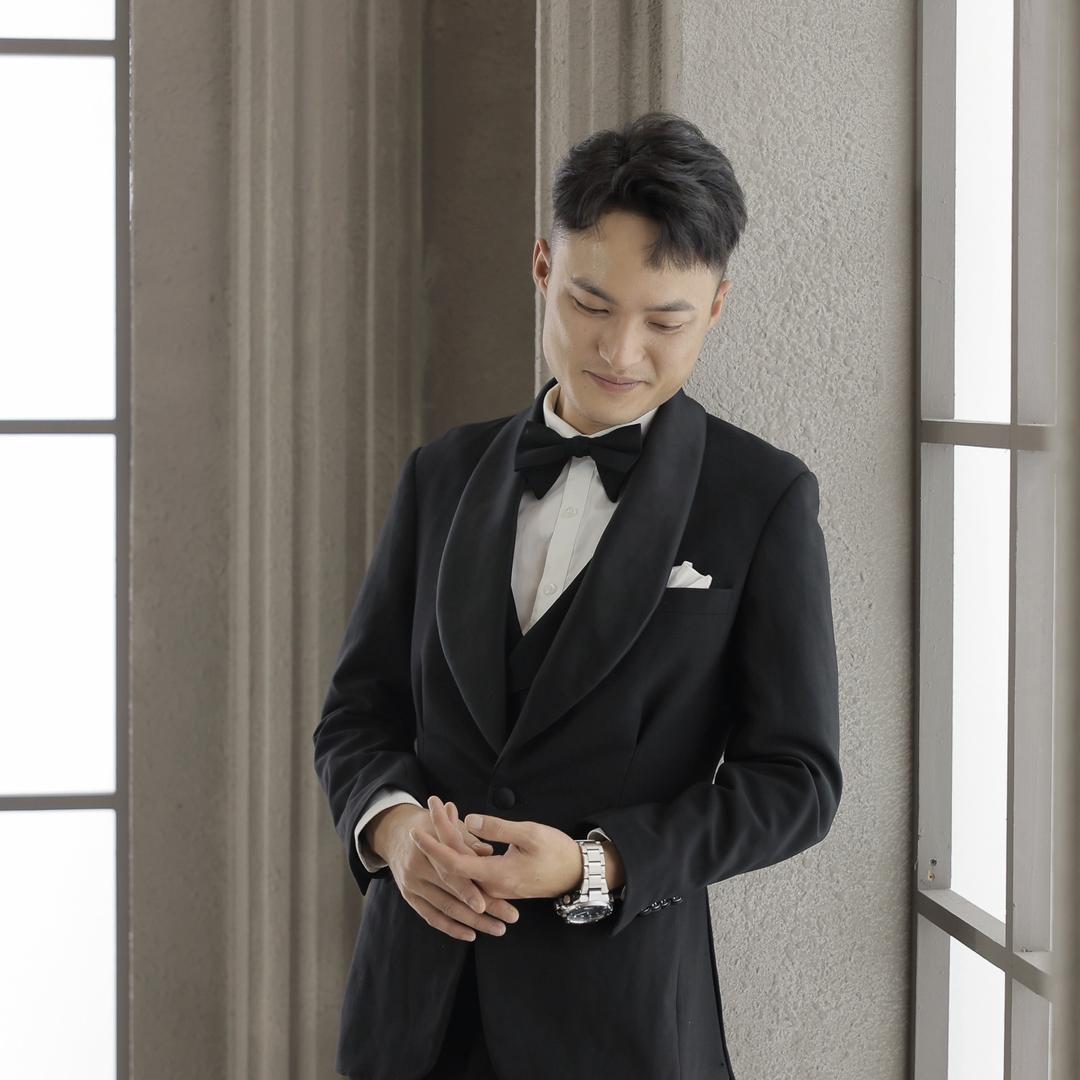 荧杰蕥仕-