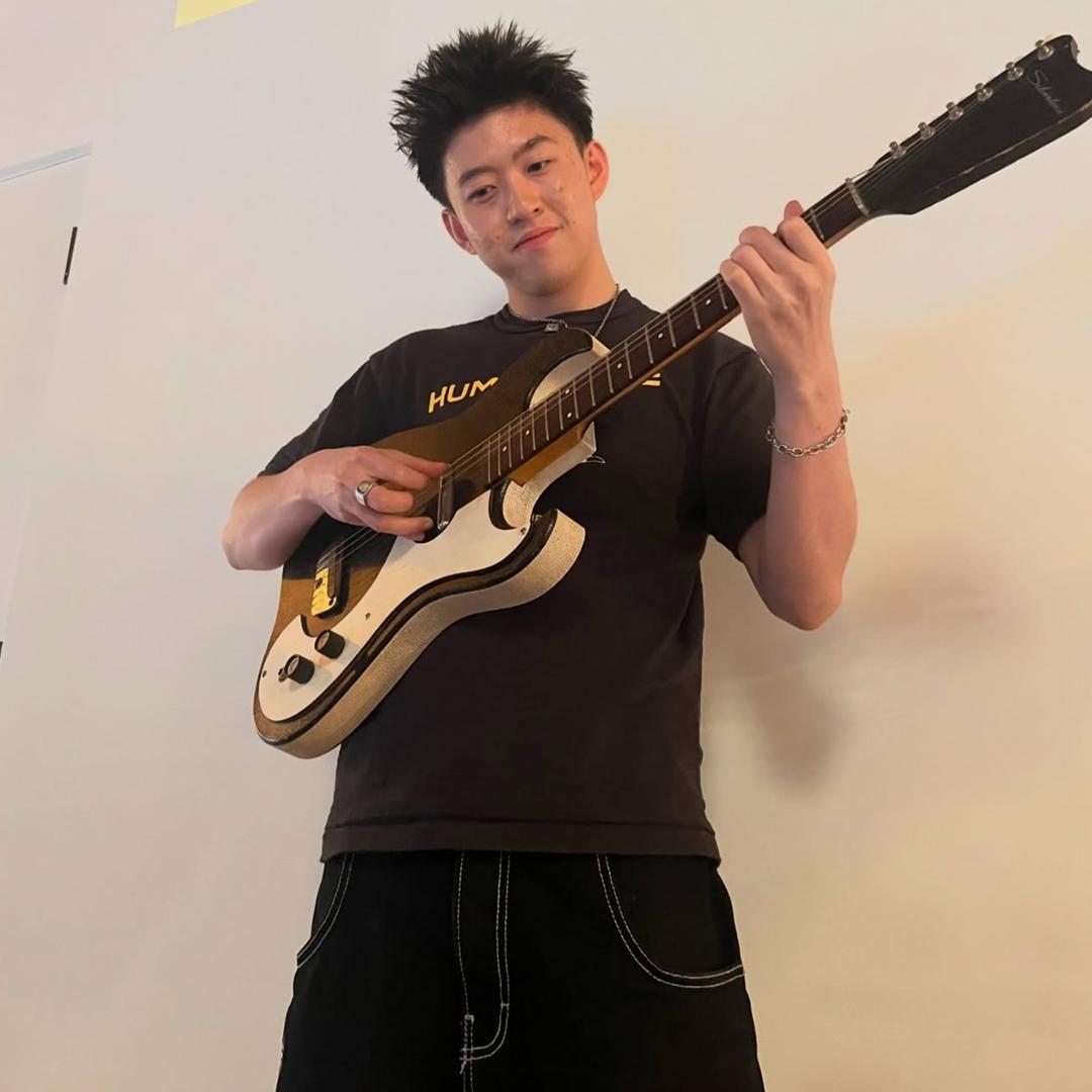 恒志艾