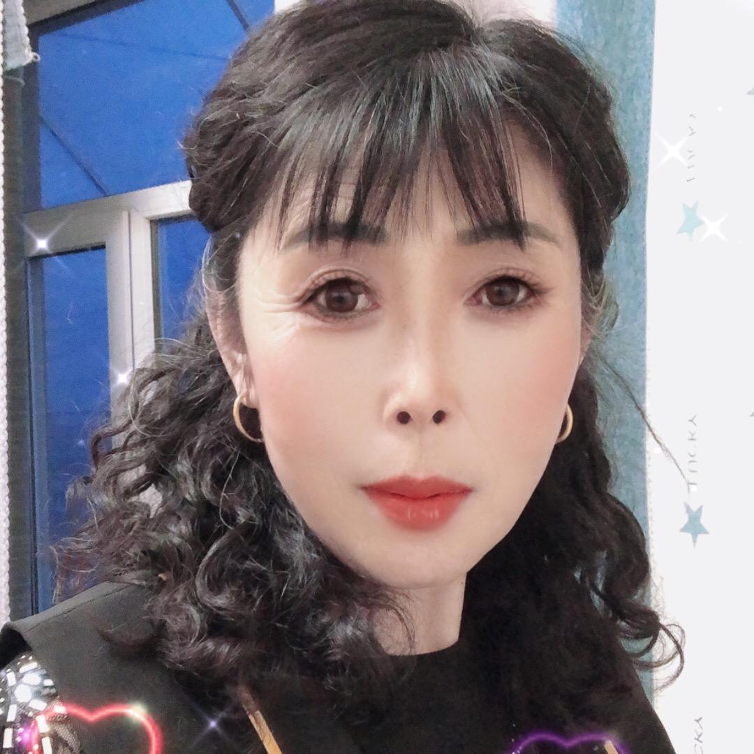 幸福的九妹！