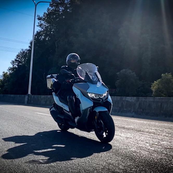 青春有为！瘪弟出行🌈🏍️