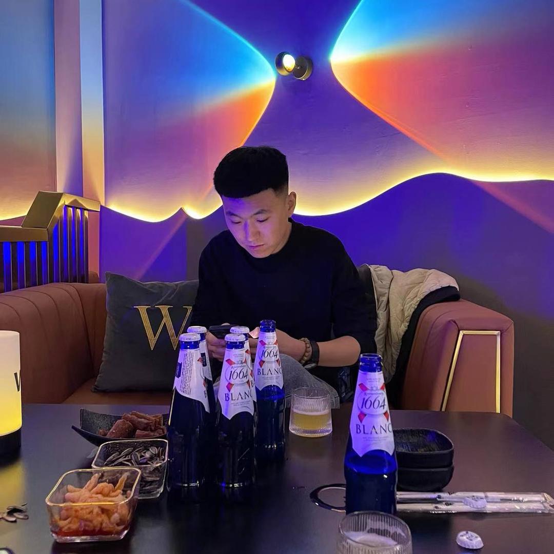 洋洋男装好物店