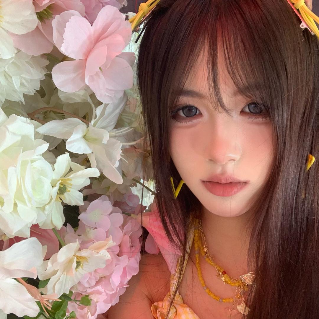 蜡笔小七^（不准时直播版）