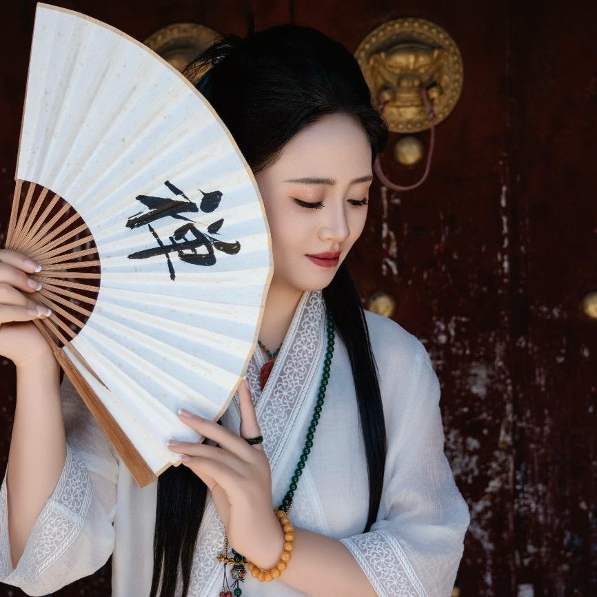 锦鲤✨衔福