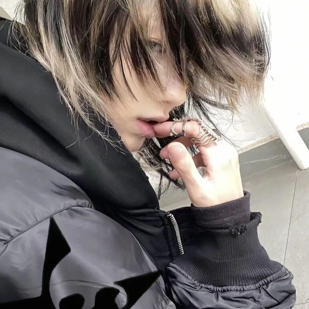 长安^ ^