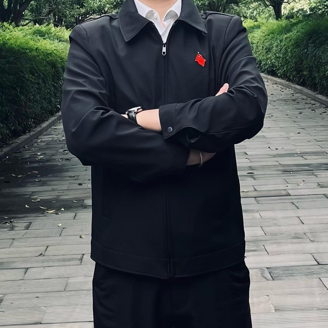 行政穿搭