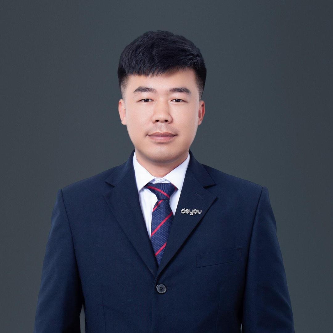 易融房产  张木