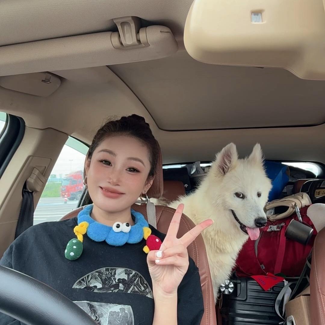 小二不二（求生日记）