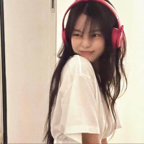 歪歪Yy