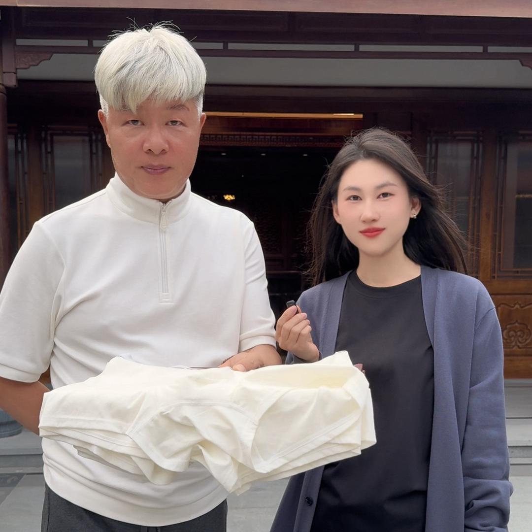 霞湖世家男装范范