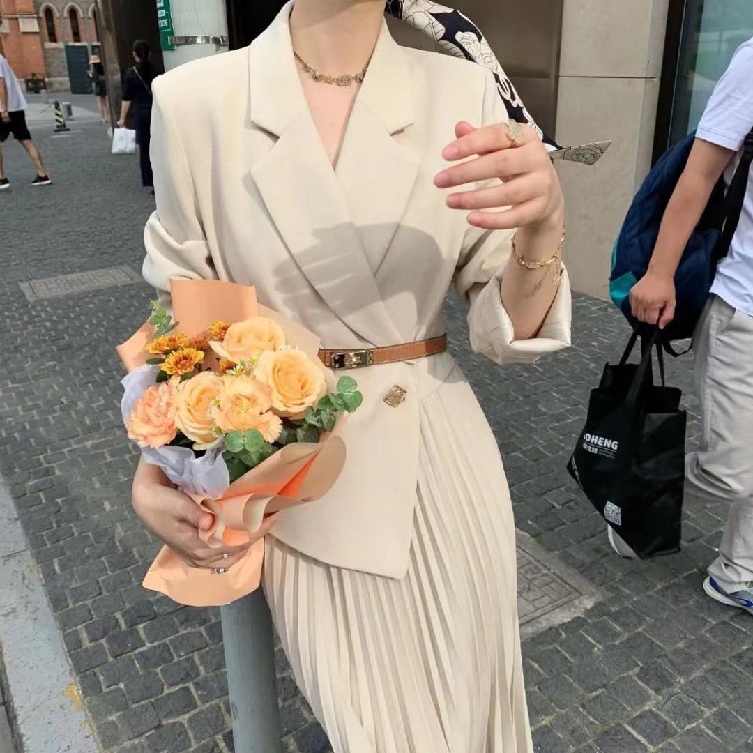 阿刁女装(正在直播)