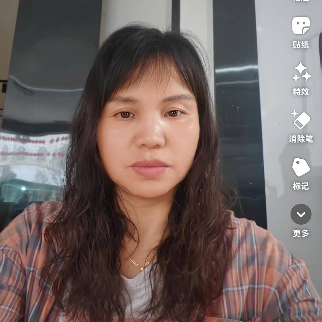 砚山县平远镇宝莱佳家居