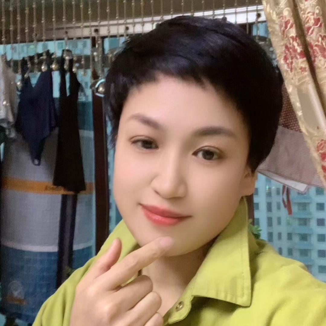 小十壹  ❤️芮宁