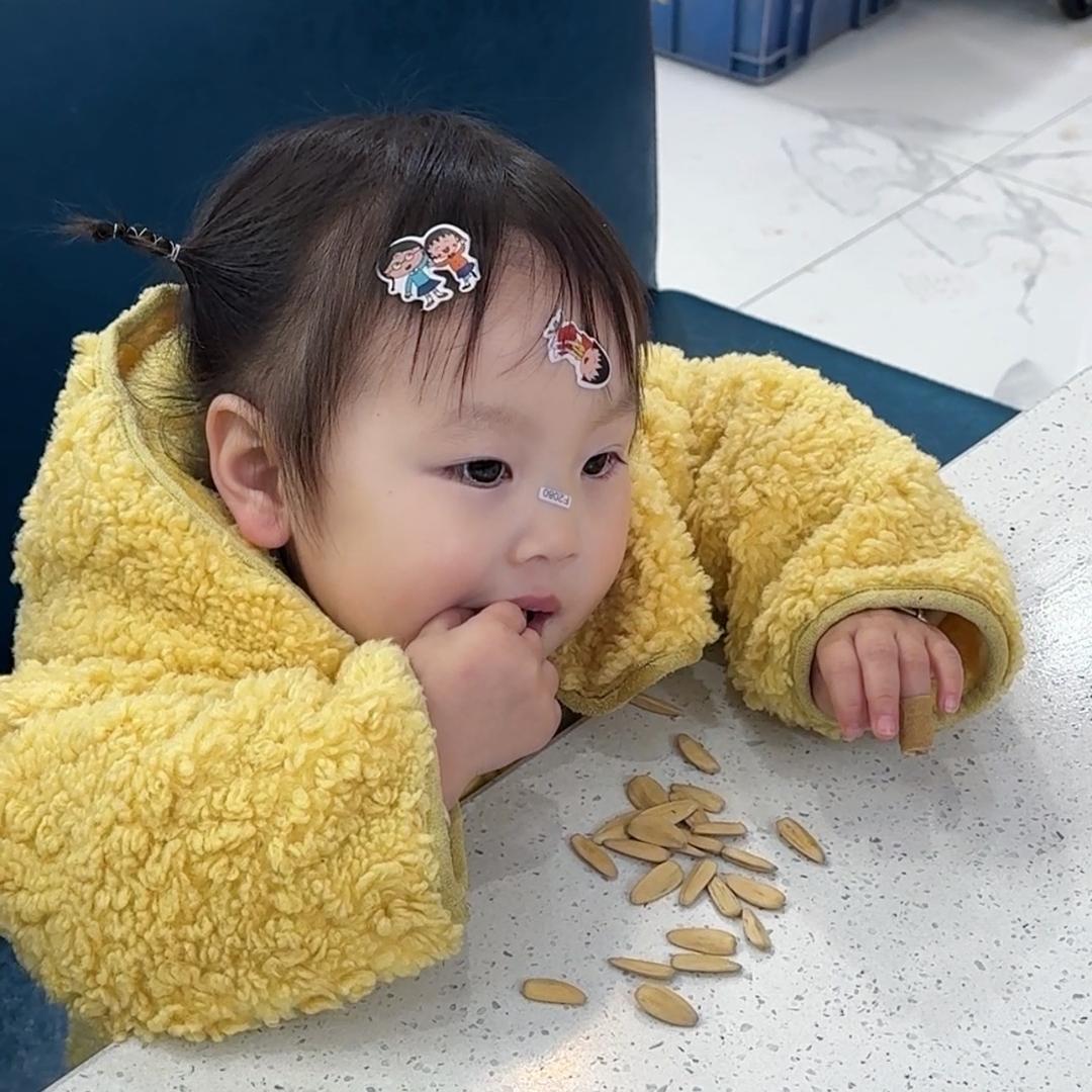 小炣儿kě