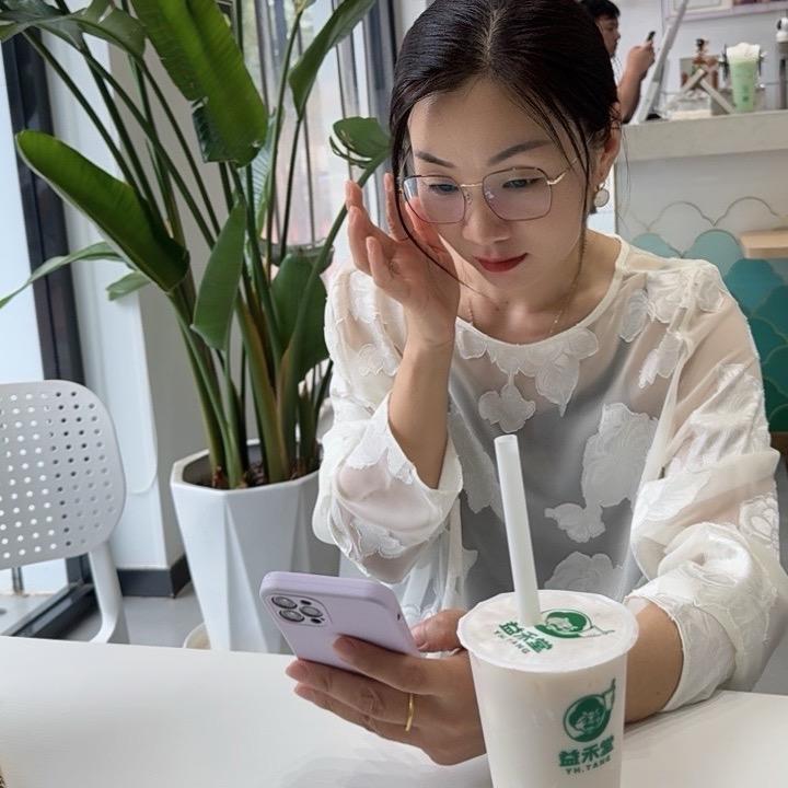 顺平卖服装的沈姐姐