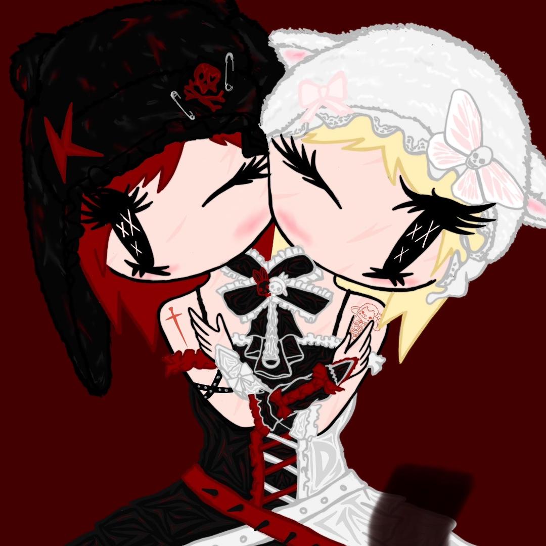 𝕰𝖘𝖘𝖎𝖊.