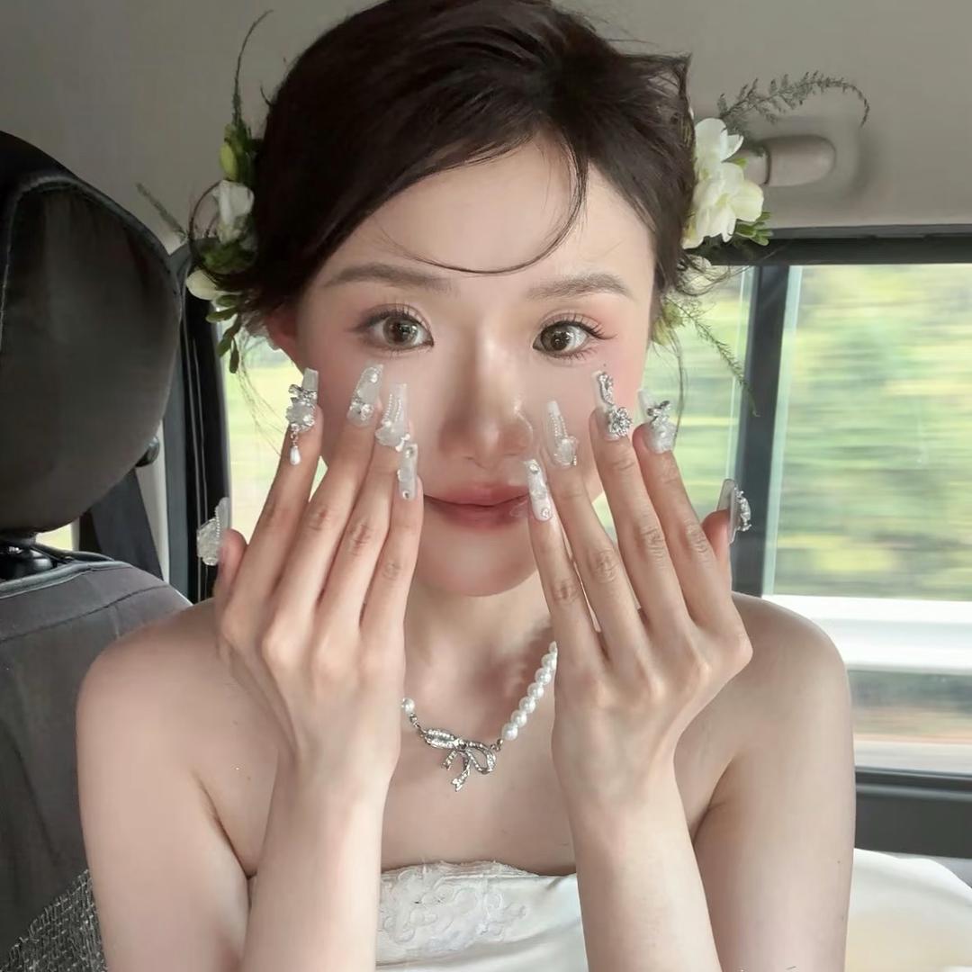李李很强