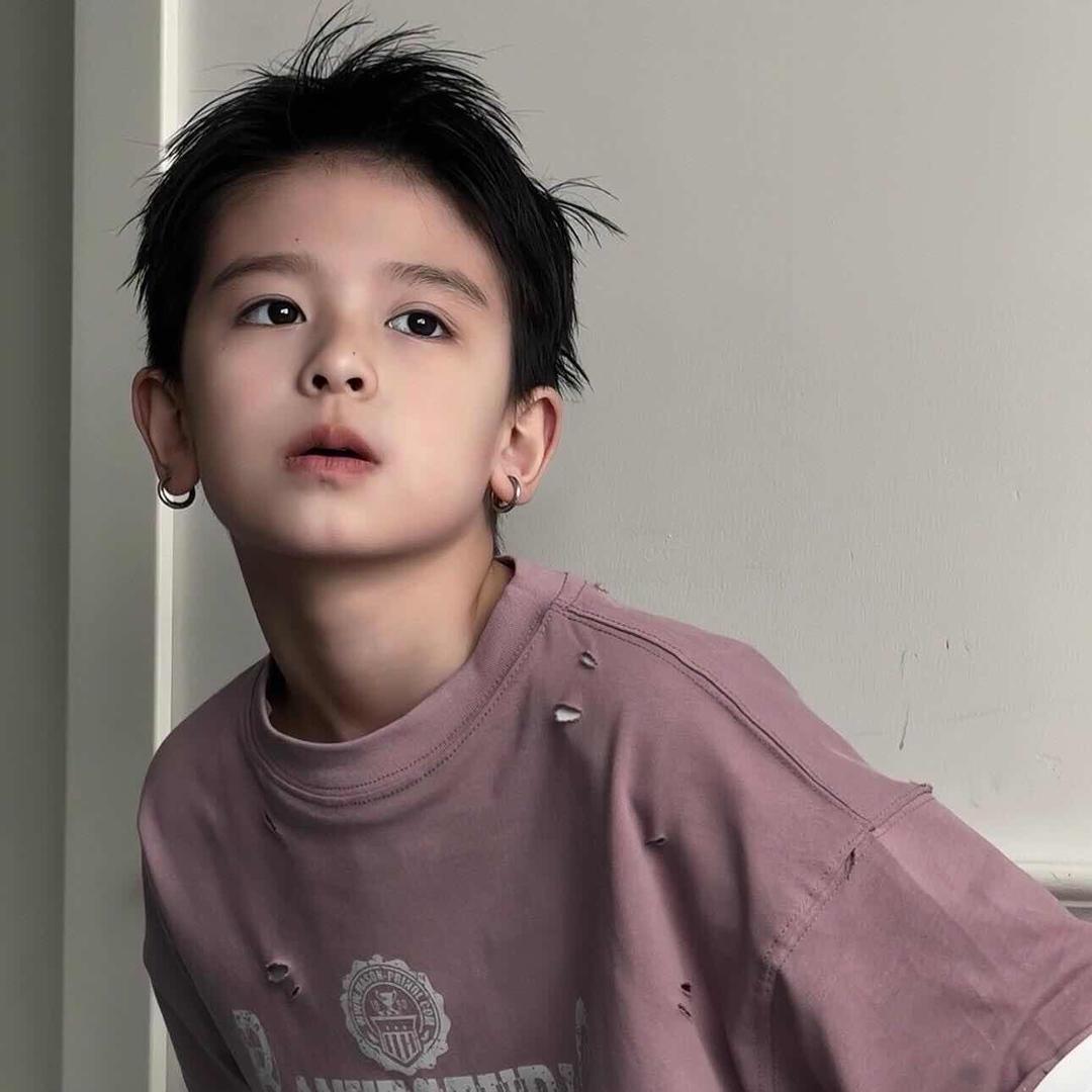 小石有点陈
