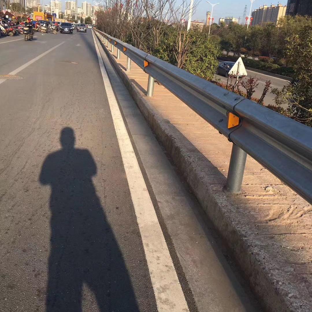 湖南上治金属护栏