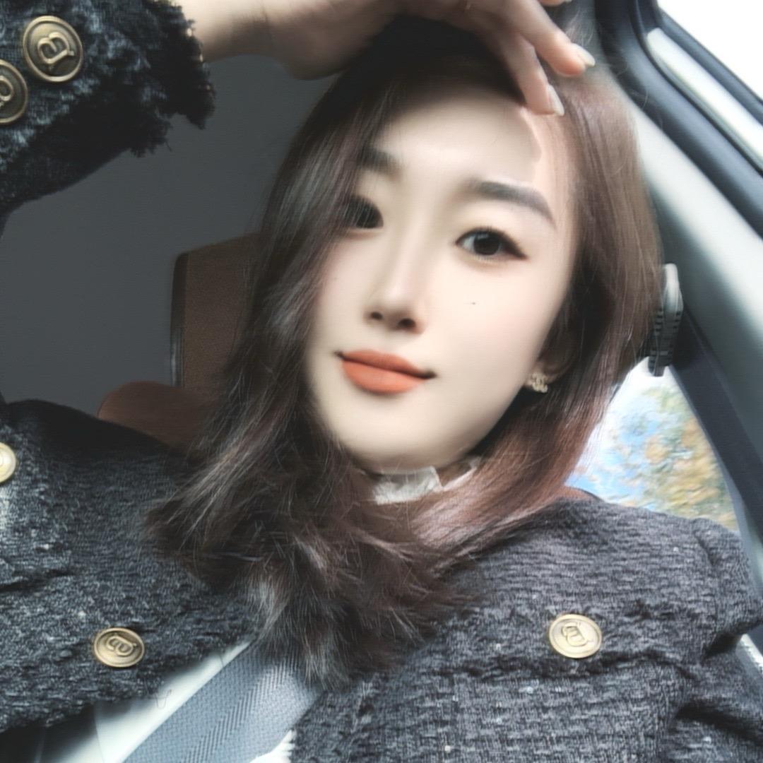 《允朵》精品女装