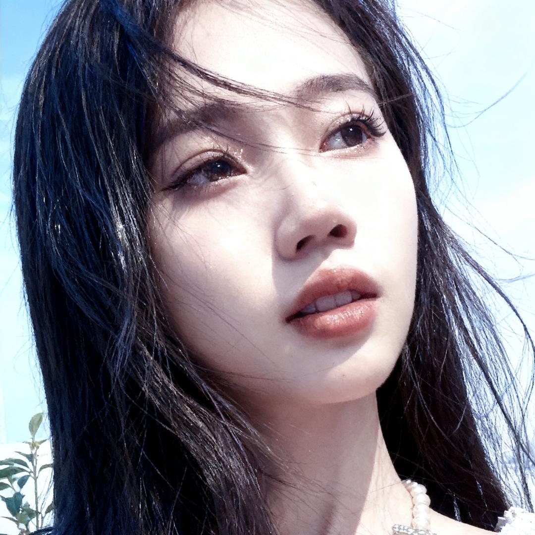曾小见🍥