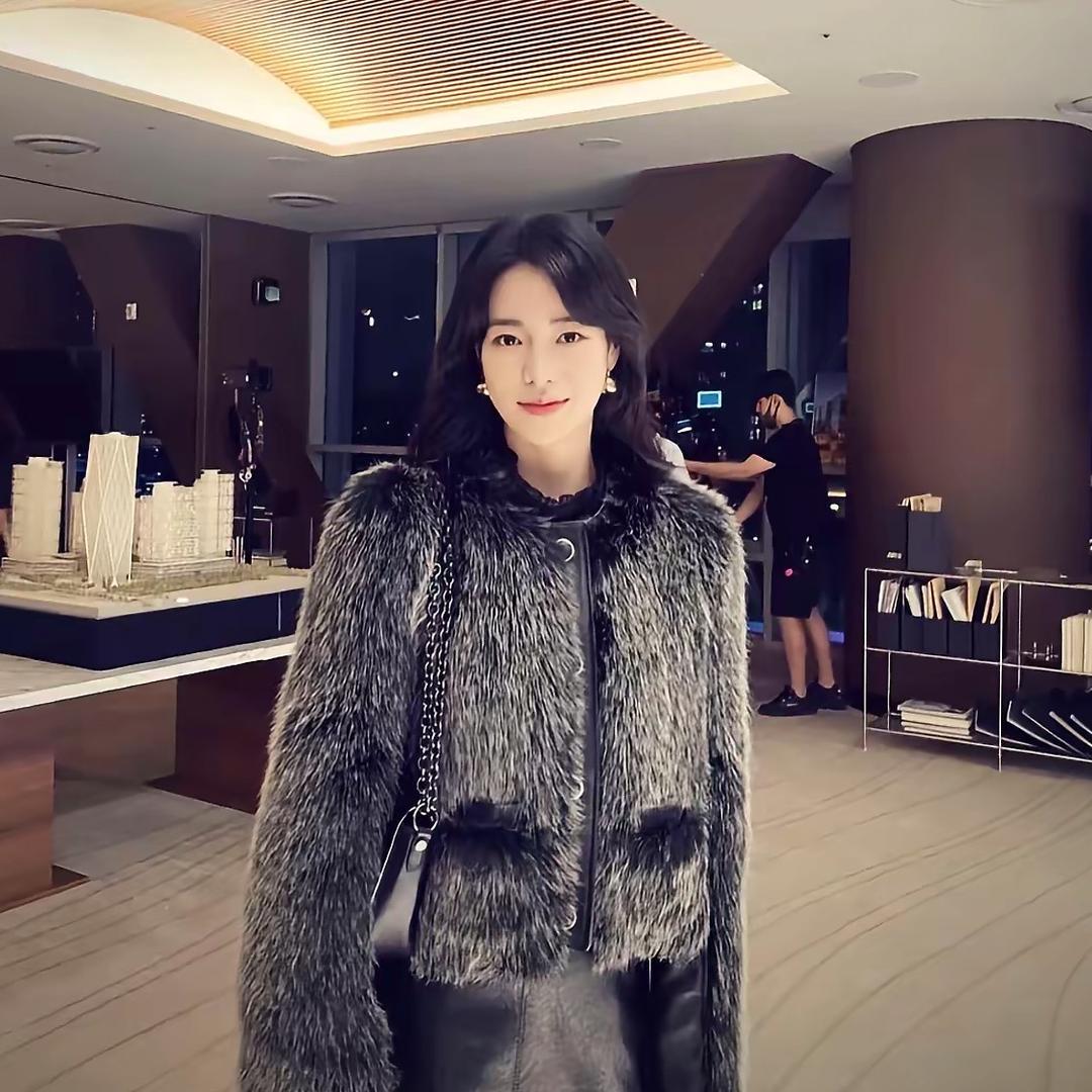 明星私服穿搭（现货号）