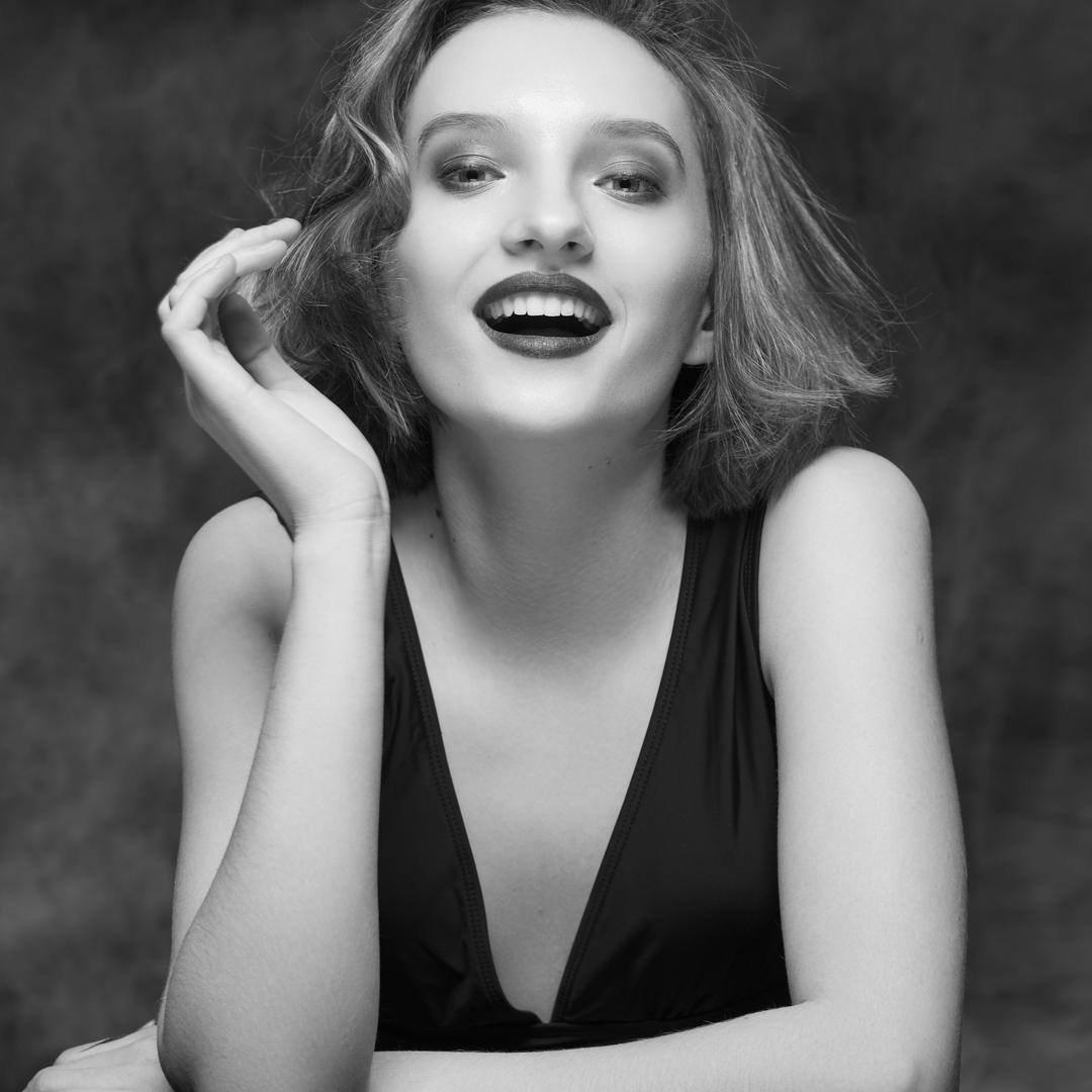 西安流金岁月万象城重奢明星体验店