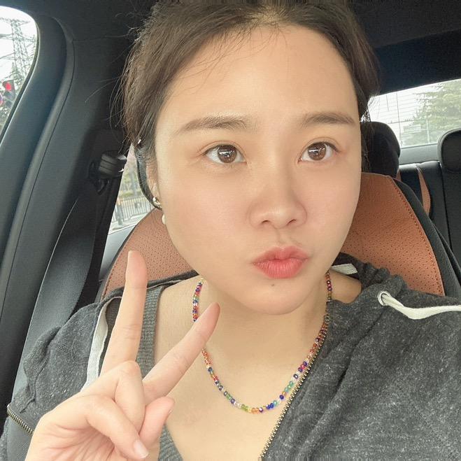 蔻文家的小姐姐