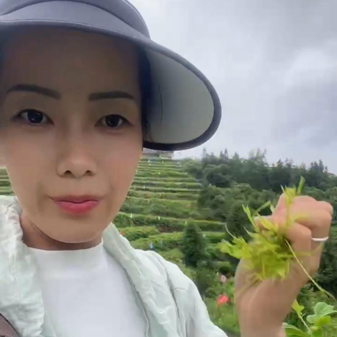 乡村守护人小曾