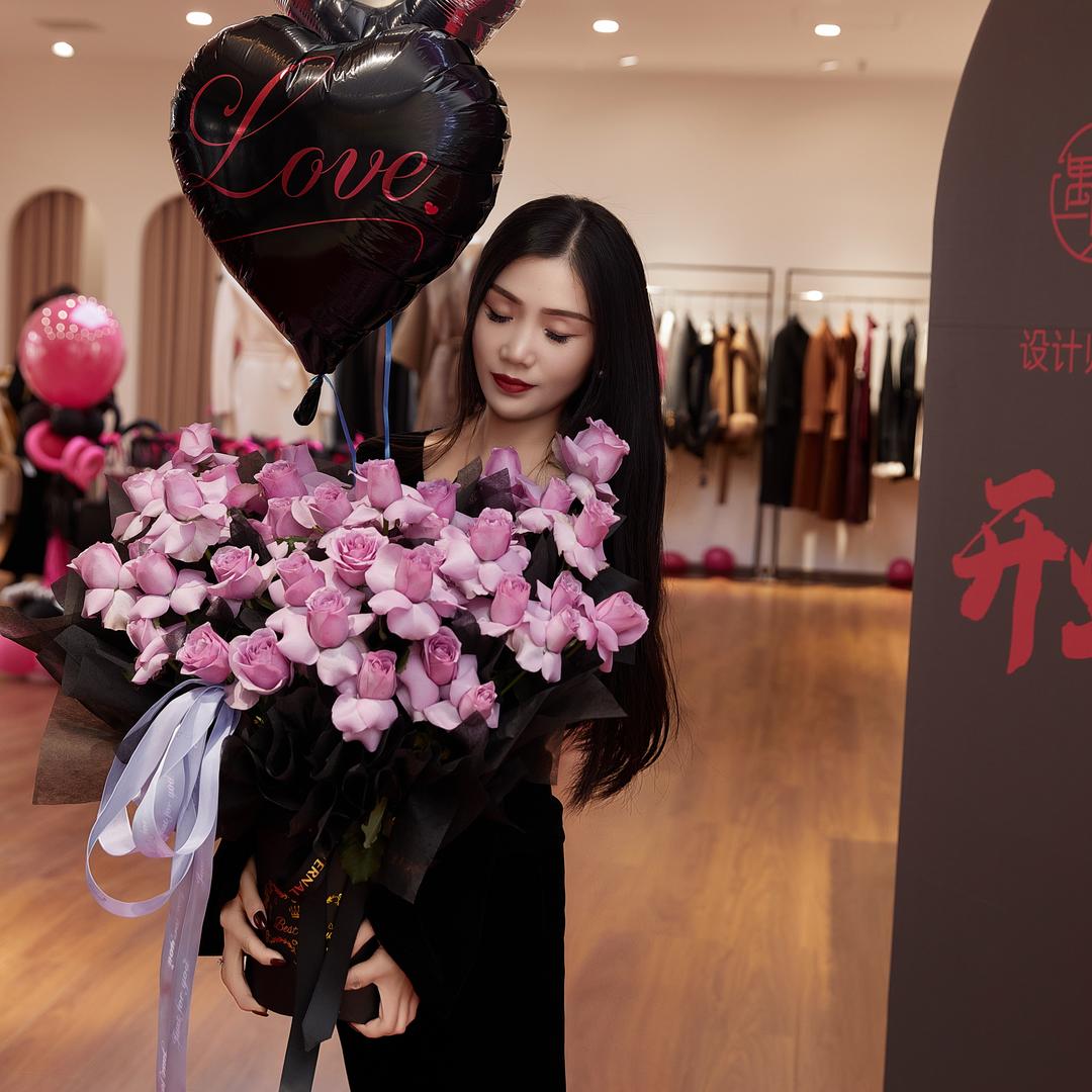 遇见·柒月设计师品牌集合店