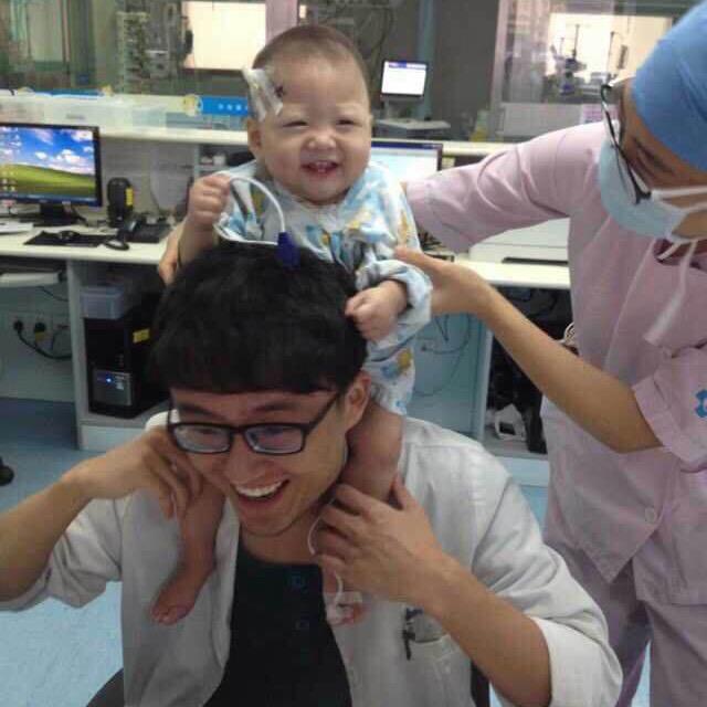 奶爸医生黄呱呱@抖音