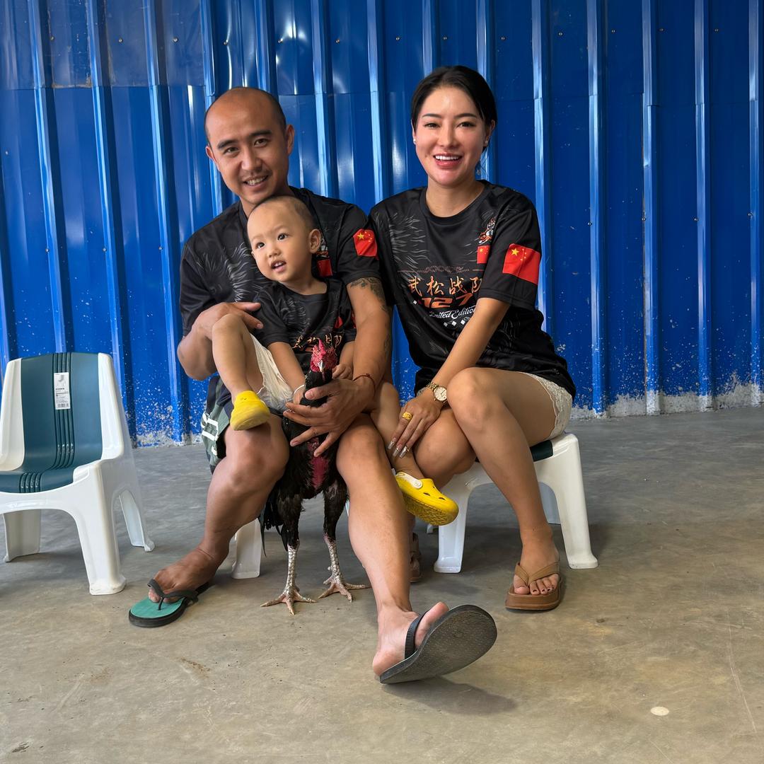 孟定武松战队光头夫人