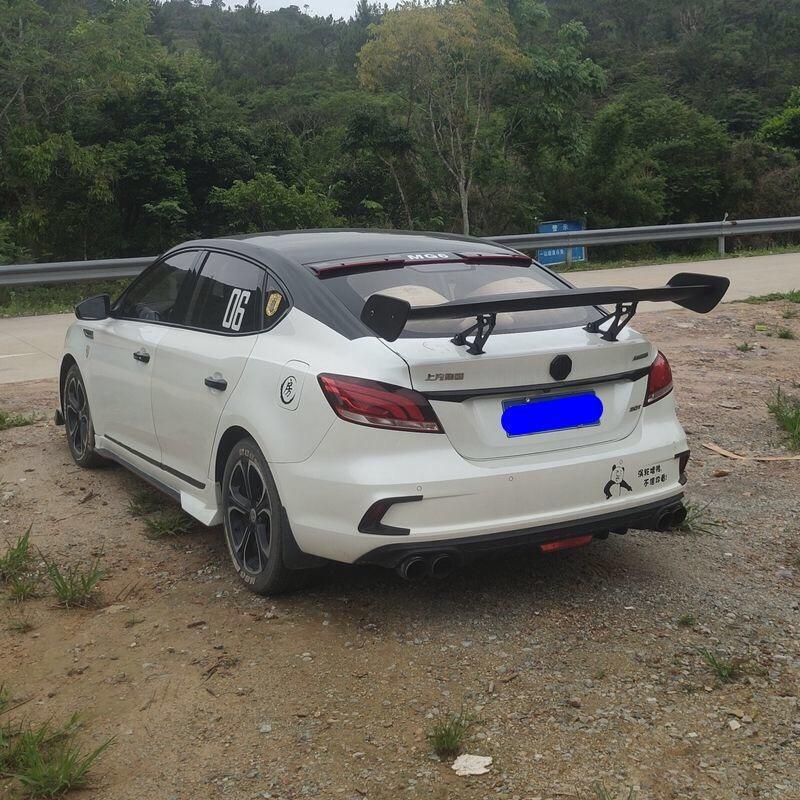 尾翼很哇塞吖吖吖