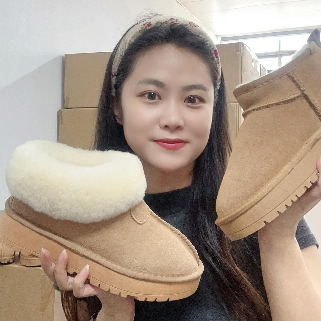 花半夏🦋雪地靴厂家也卖衣服
