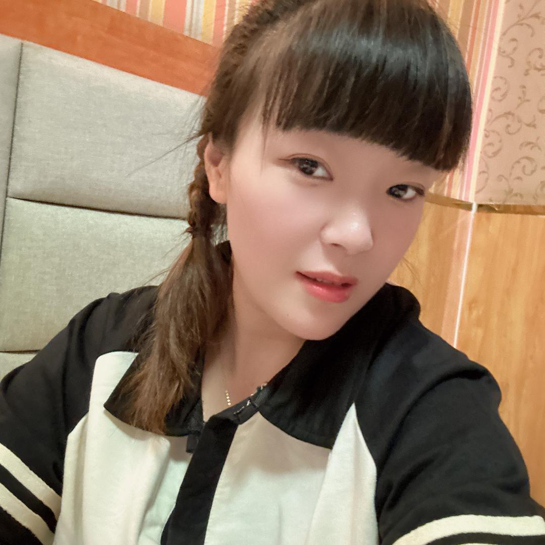 踏雪寻梅的日常生活，