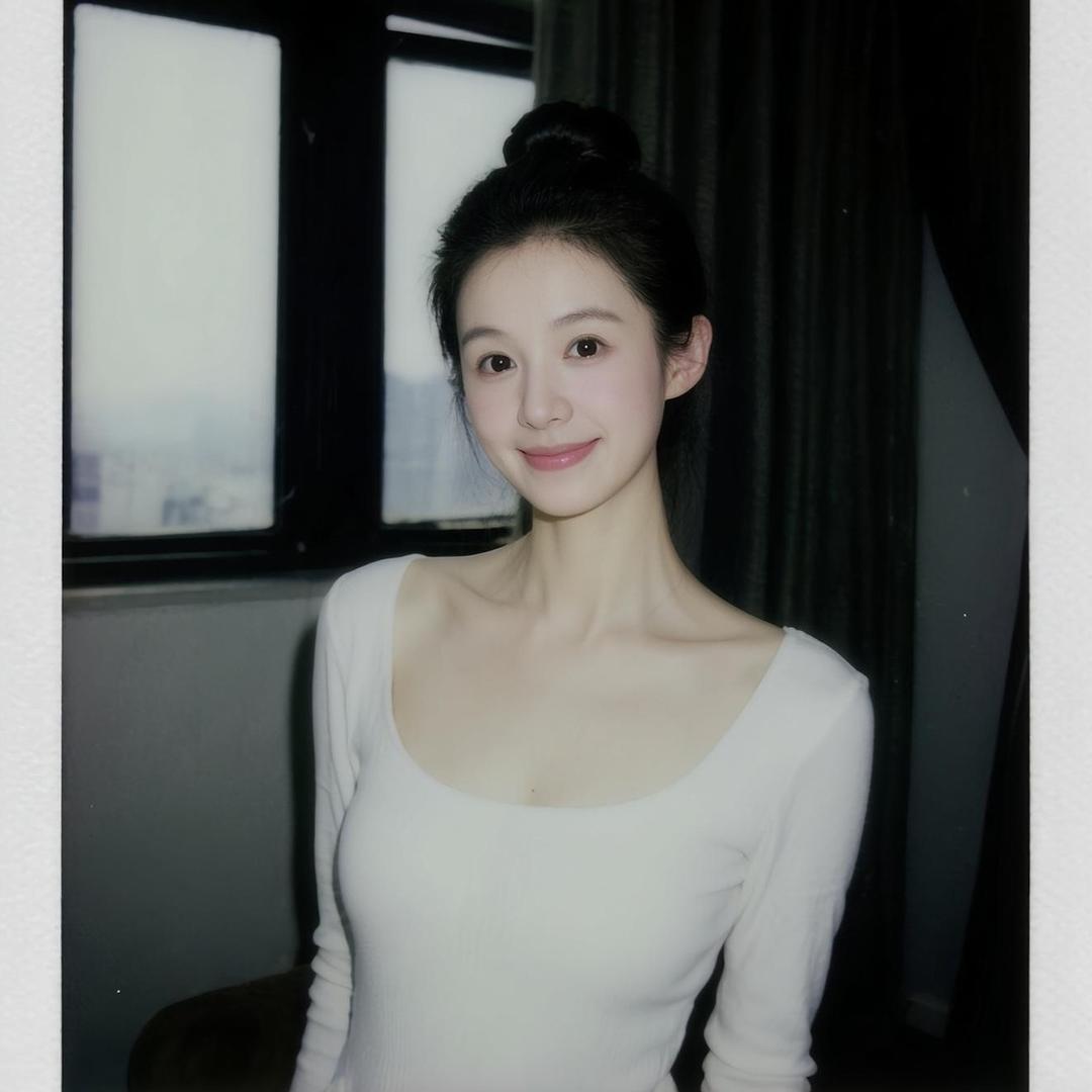 莉莉周