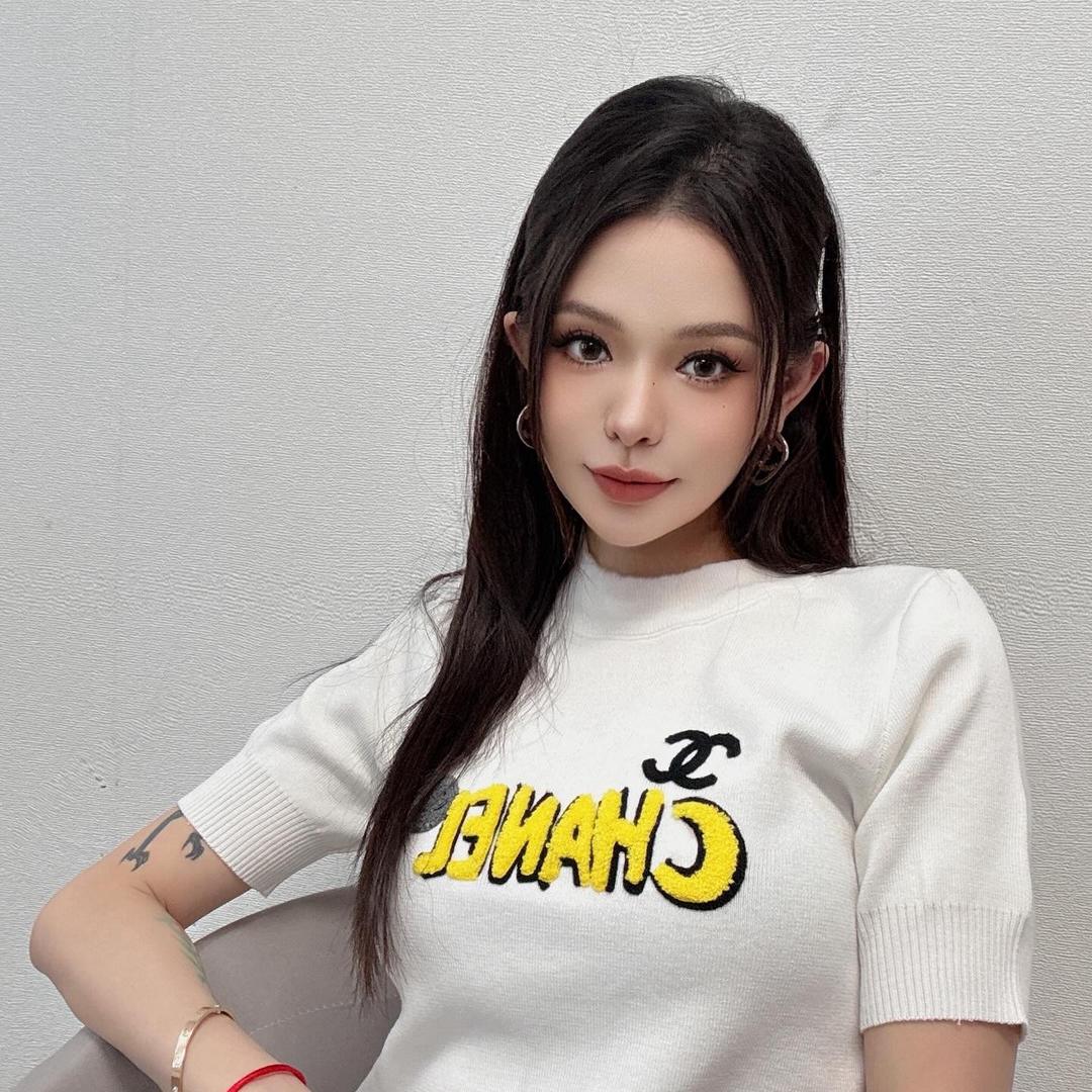 @趙靚靚呀🤍