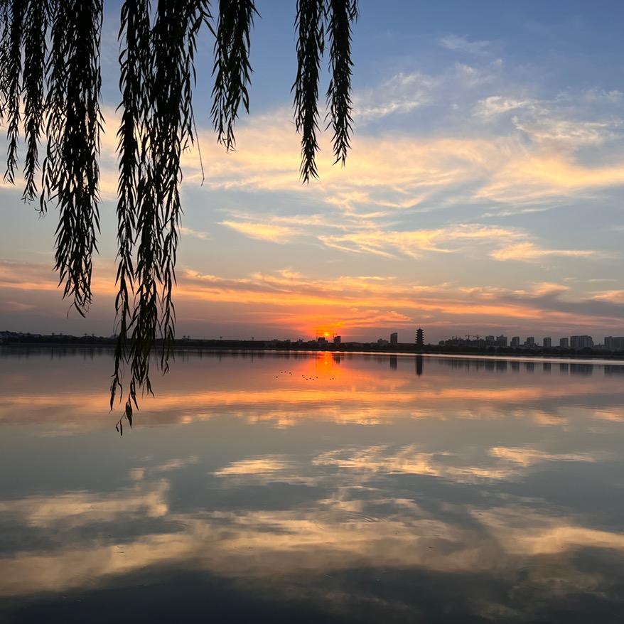 欣荣人力  客服满想