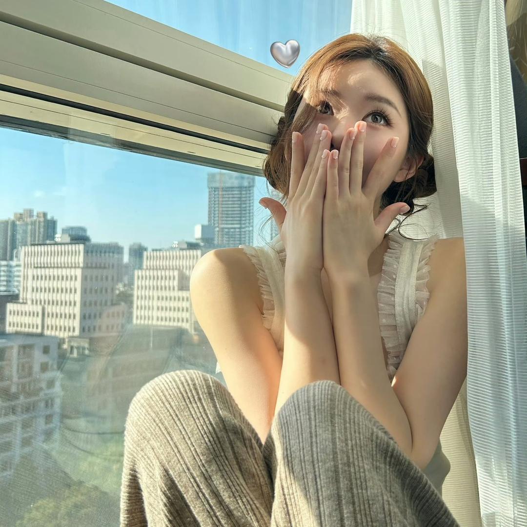 小胡不快乐