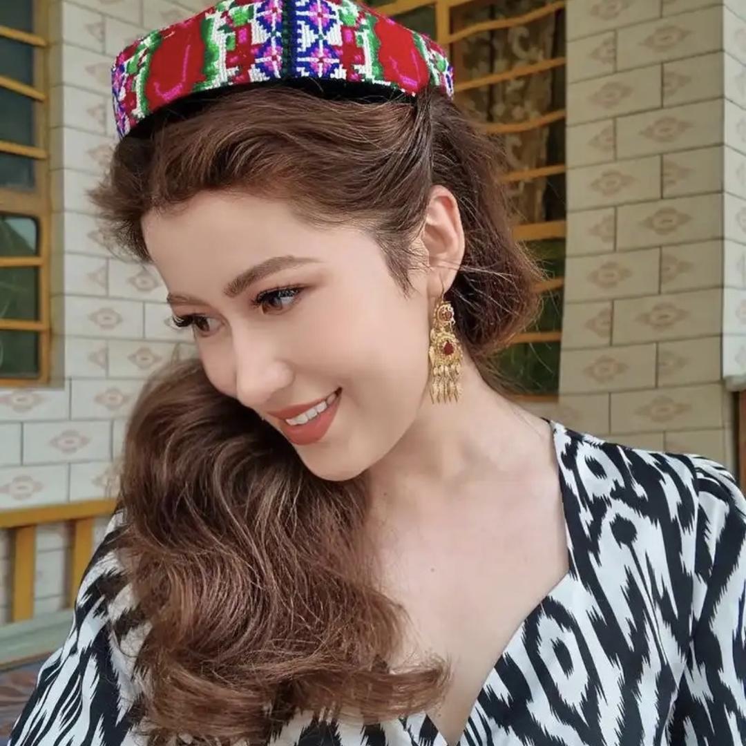 维吾曼科瑞森贸易商行