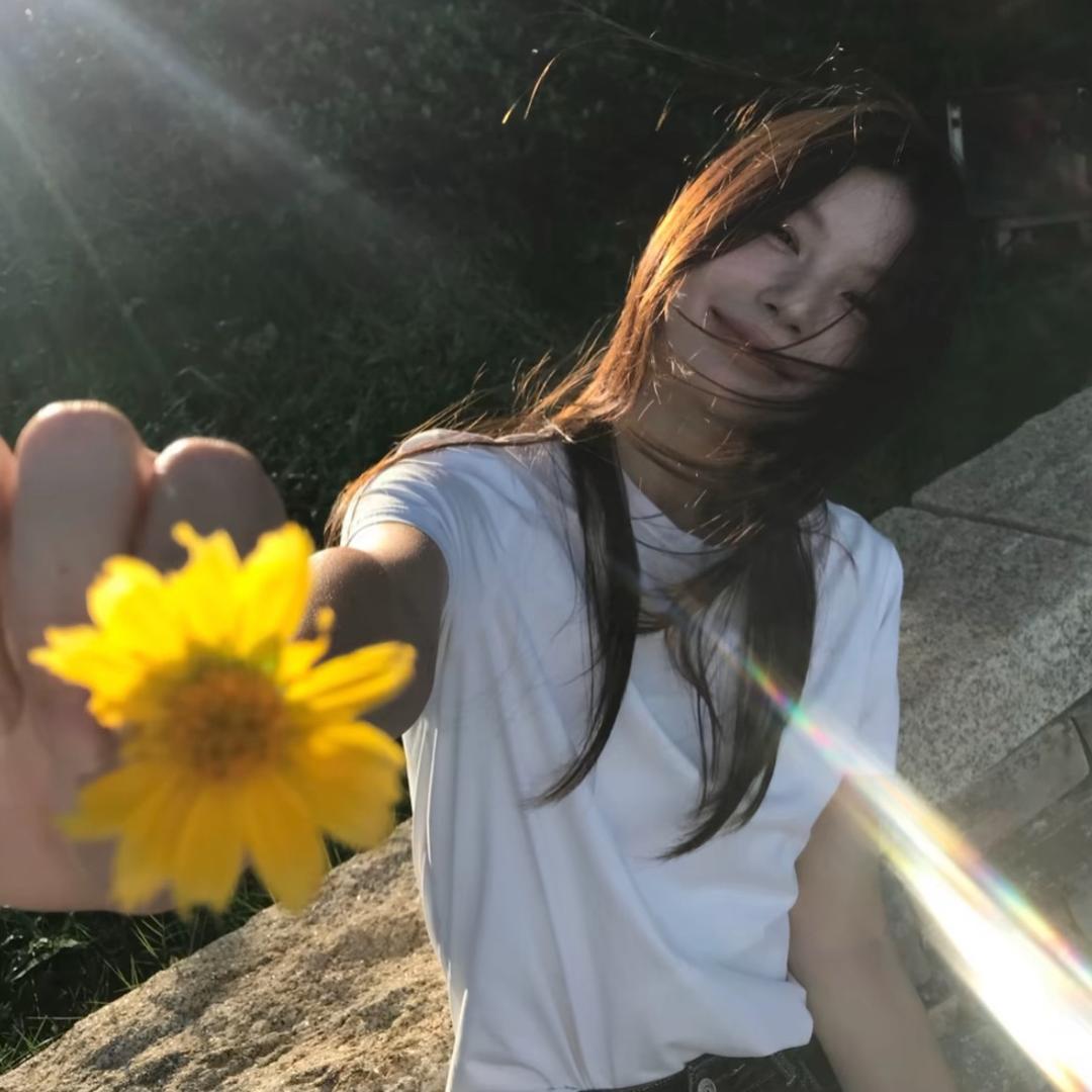ᗦ↞︎◃︎