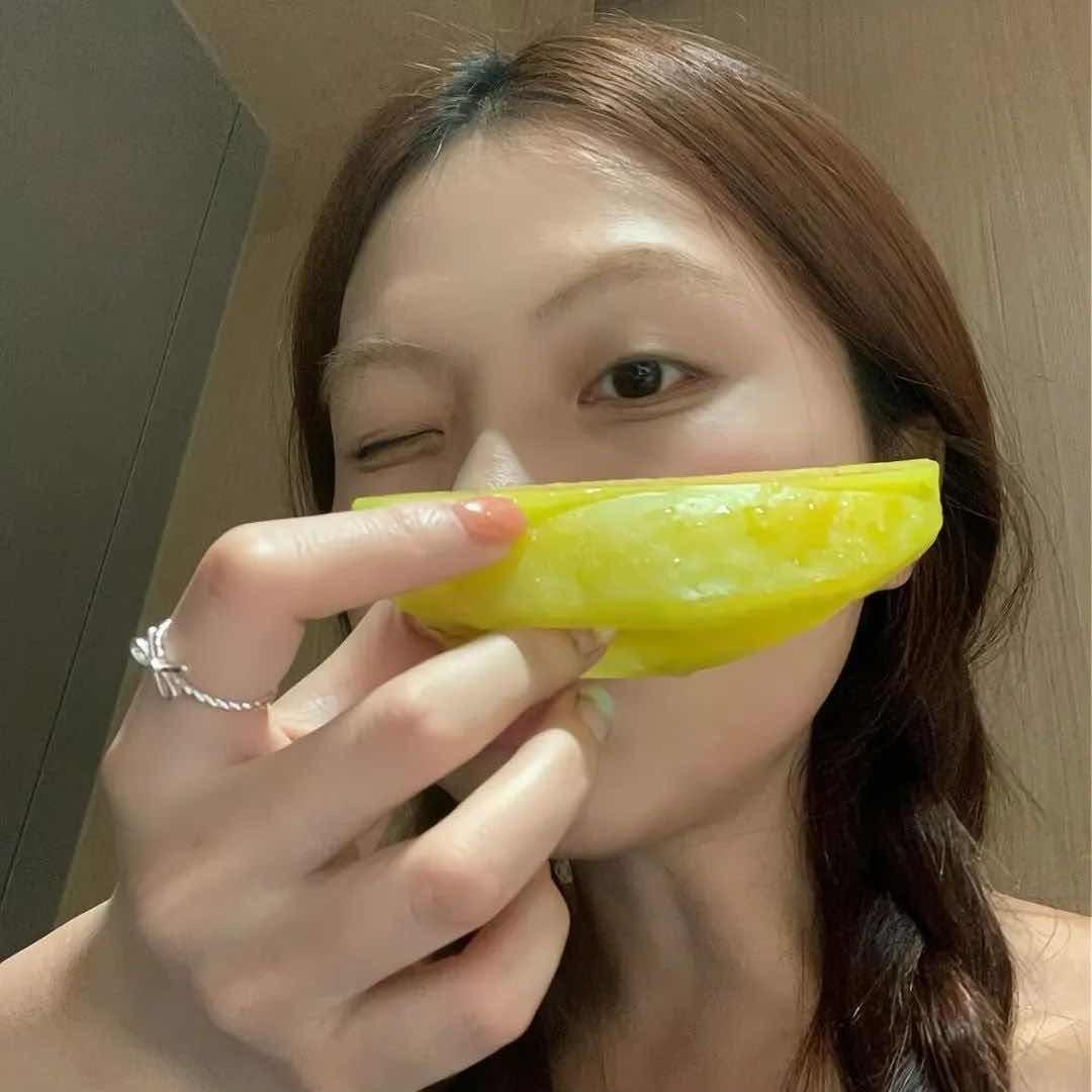 D。